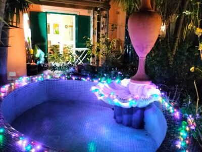 Villa con 3 Appartamenti Indipendenti